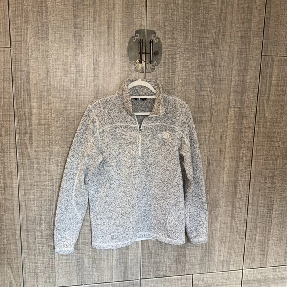The North Face‎ Half-Zip Fleece Pullover